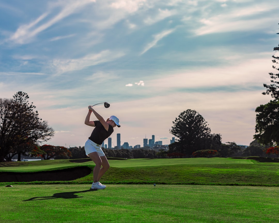 Recteefier vs Low-Friction Tees: Which Wins for Your Drive?